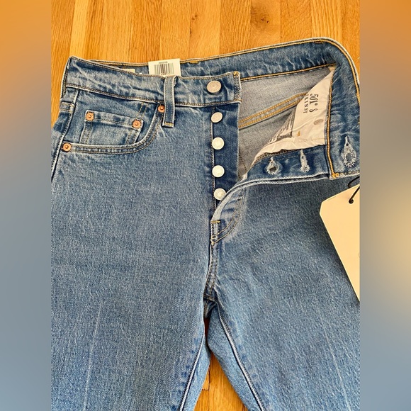 NEW WITH TAGS Levi’s 501 Stretch Skinny Jeans in Jive Depths. 24 x 28L - Picture 6 of 7